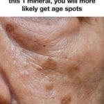 Garlic and clove remedy for naturally longer and thicker eyelashes.